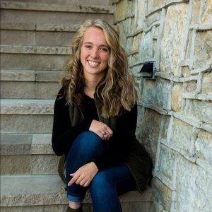 Meet your Posher, Janessa